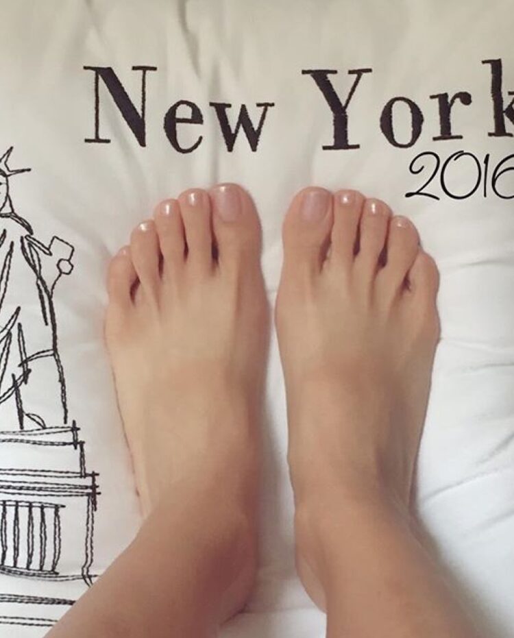 andrea lopez instagram feet 3