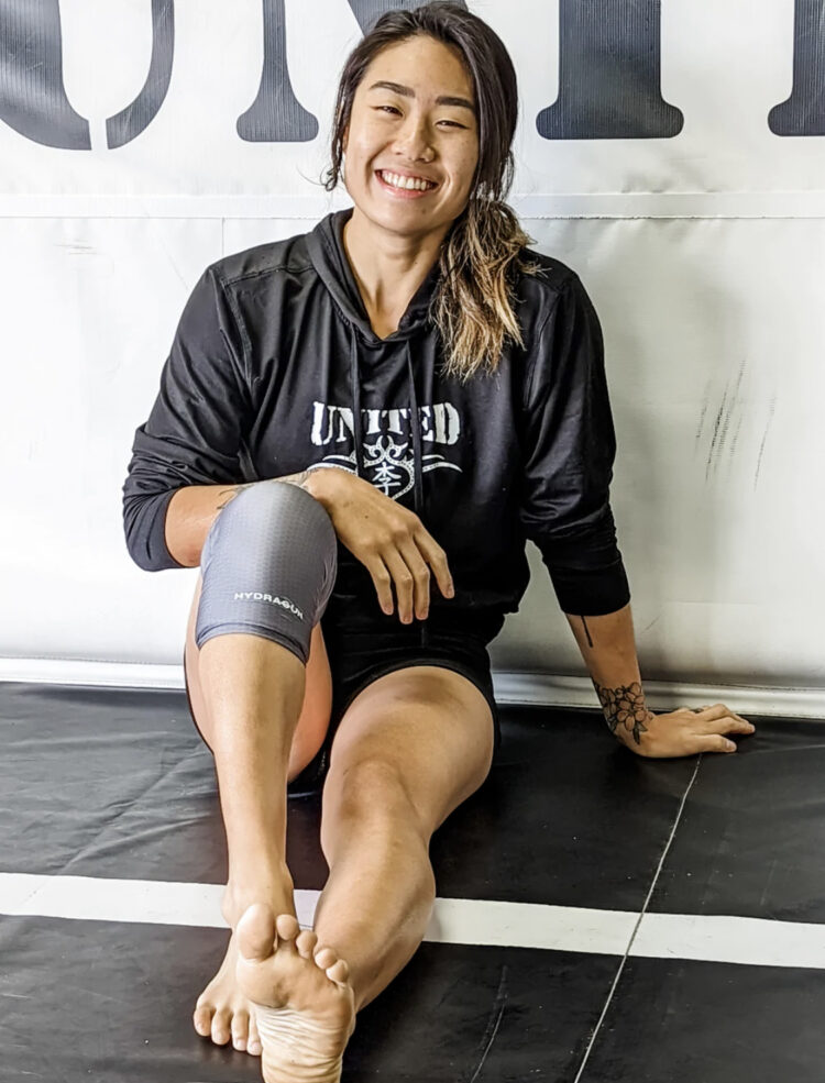 angela lee feet