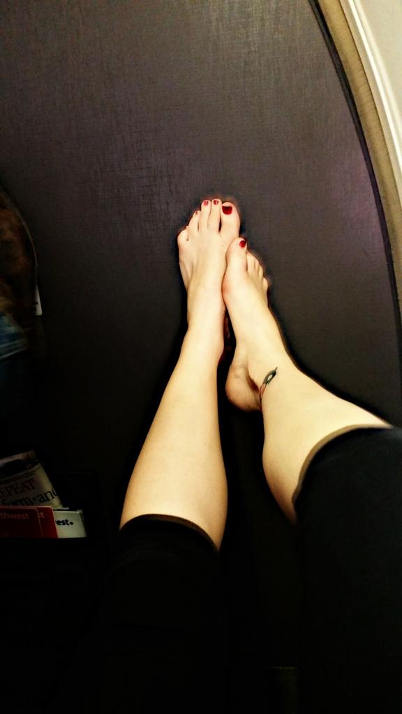 angela magana feet