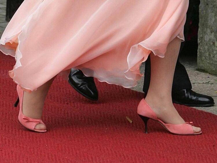 angela merkel feet