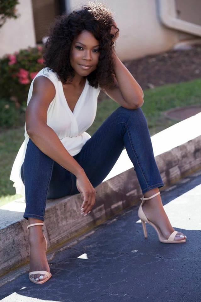 angela robinson feet