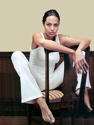 angelina jolie feet 2