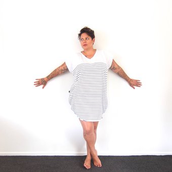 anika moa feet 2