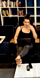 anita sarkeesian feet 5