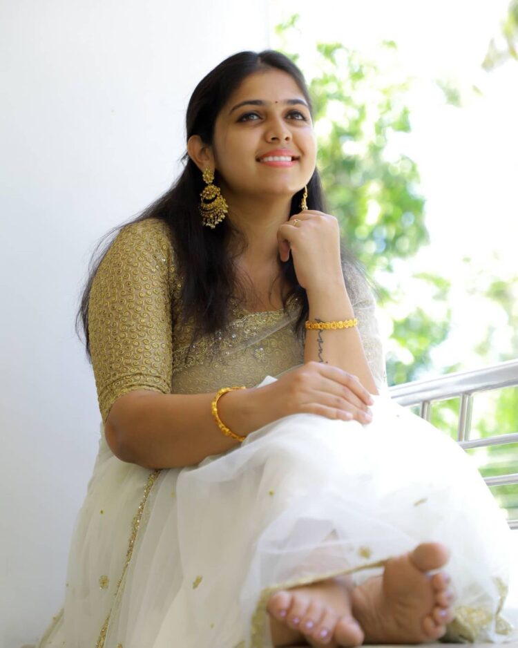 anjali upasana feet