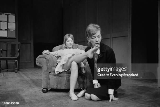 anna massey feet 4