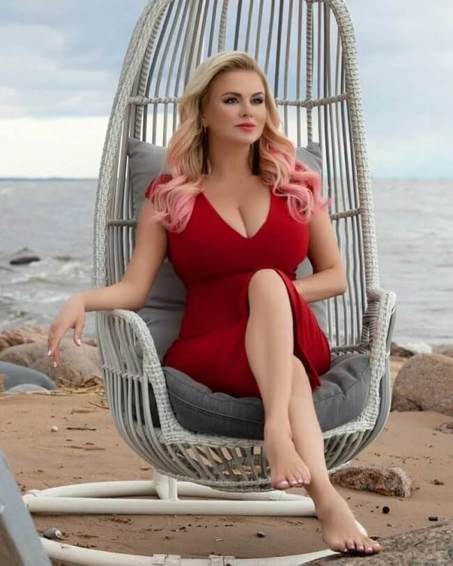 anna semenovich feet 1