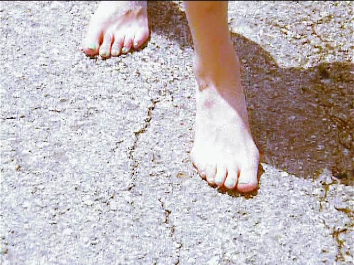 anna tsuchiya feet 5