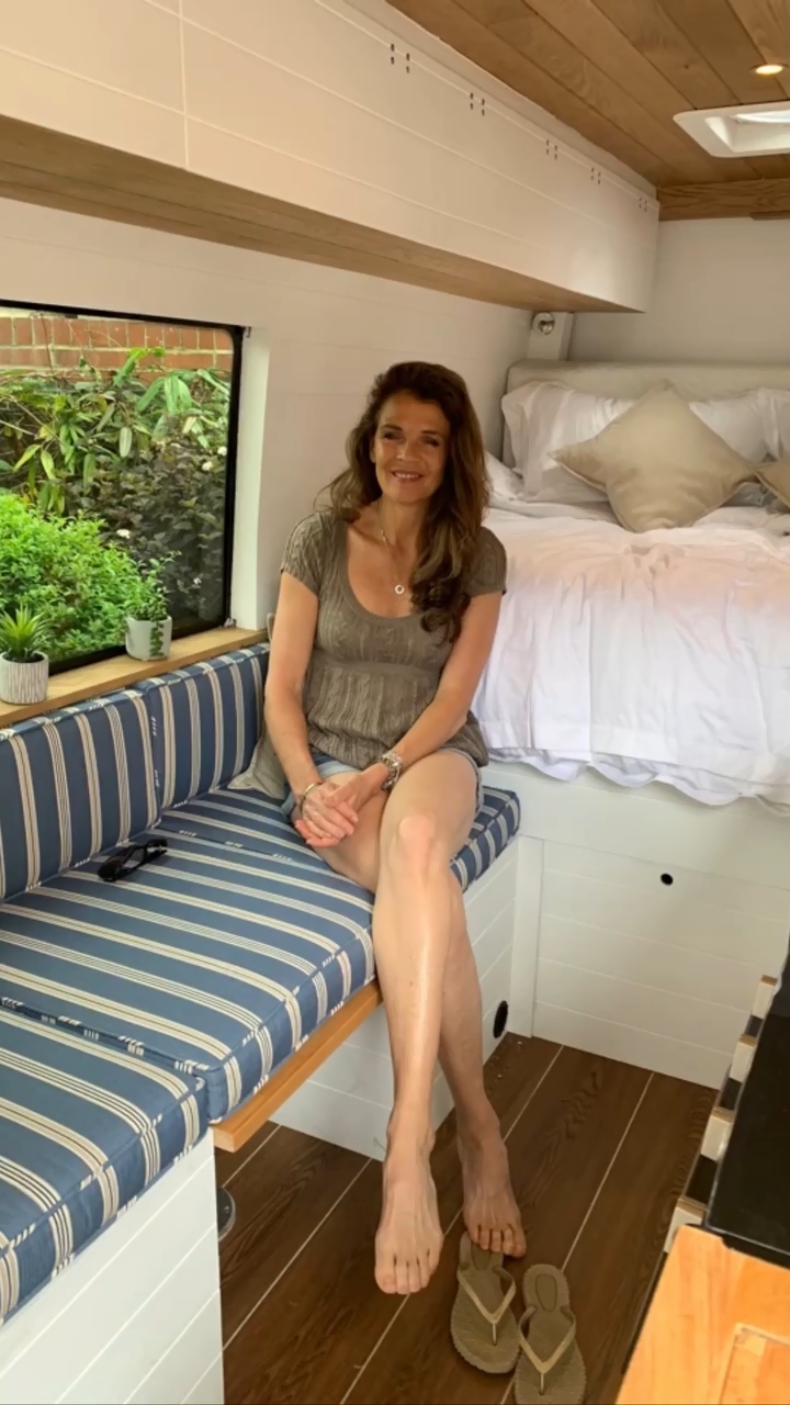 annabel croft feet 6