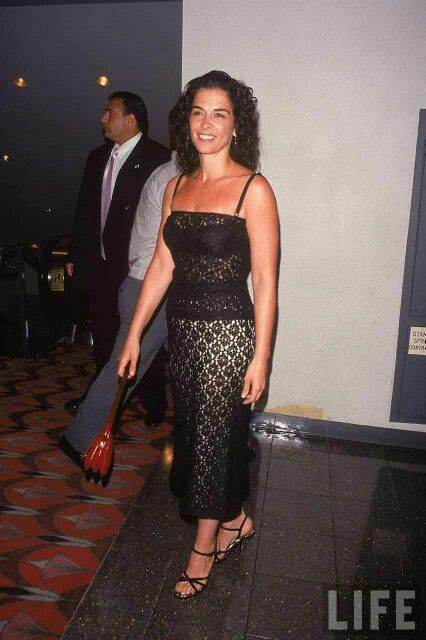 annabella sciorra feet 2