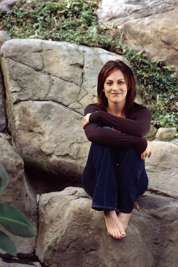 annabeth gish feet 1