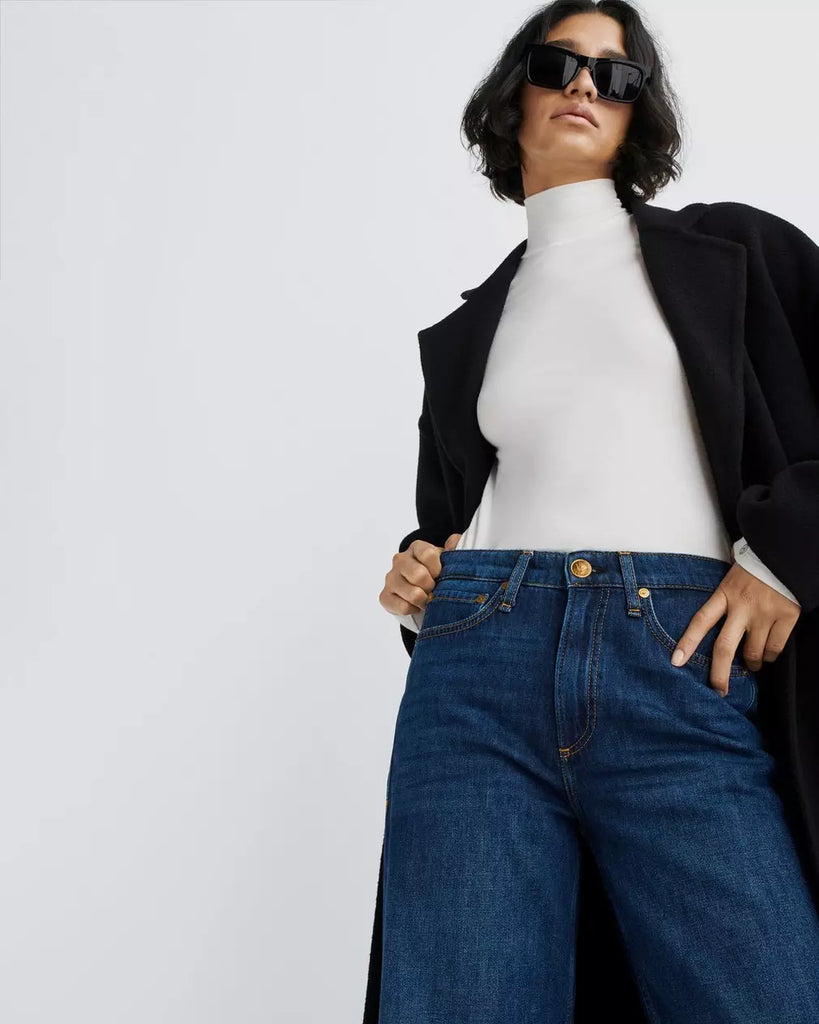 annalise logan feet 3