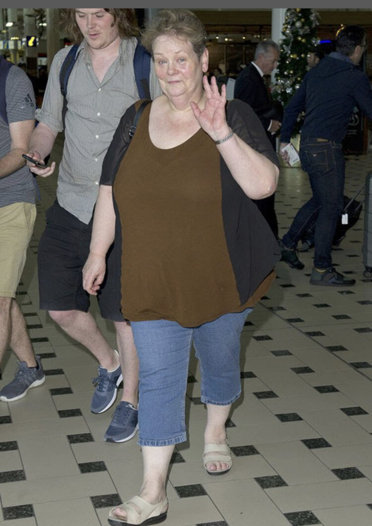 anne hegerty feet