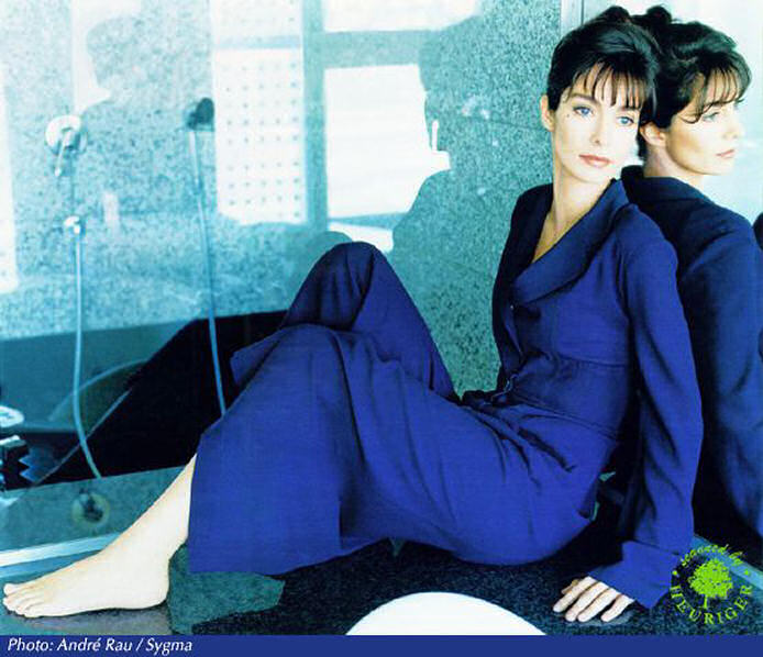 anne parillaud feet