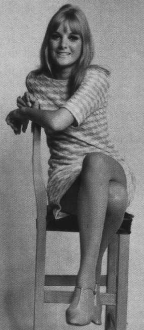 anneke wills feet 5