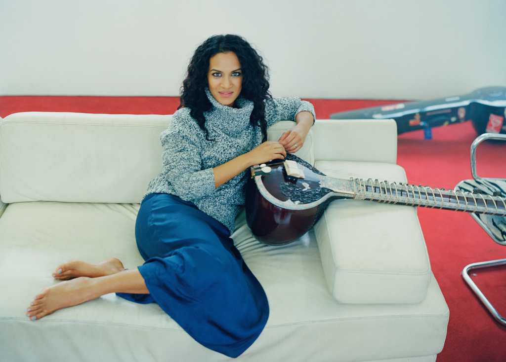 anoushka shankar feet