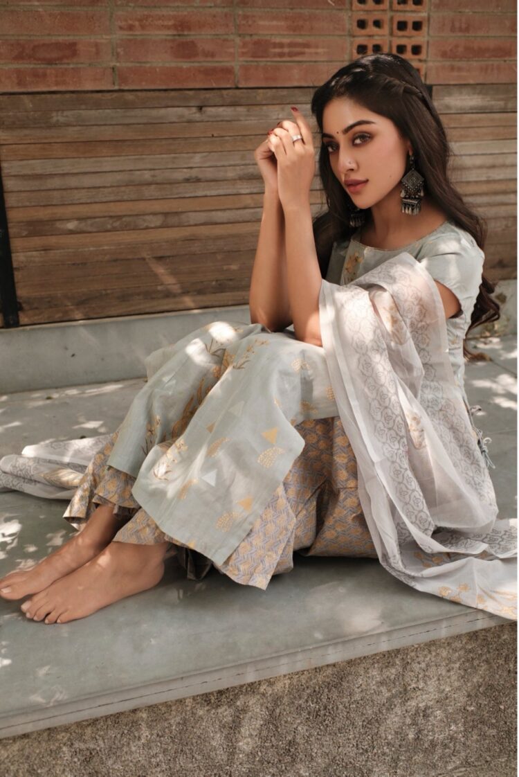 anu emmanuel feet