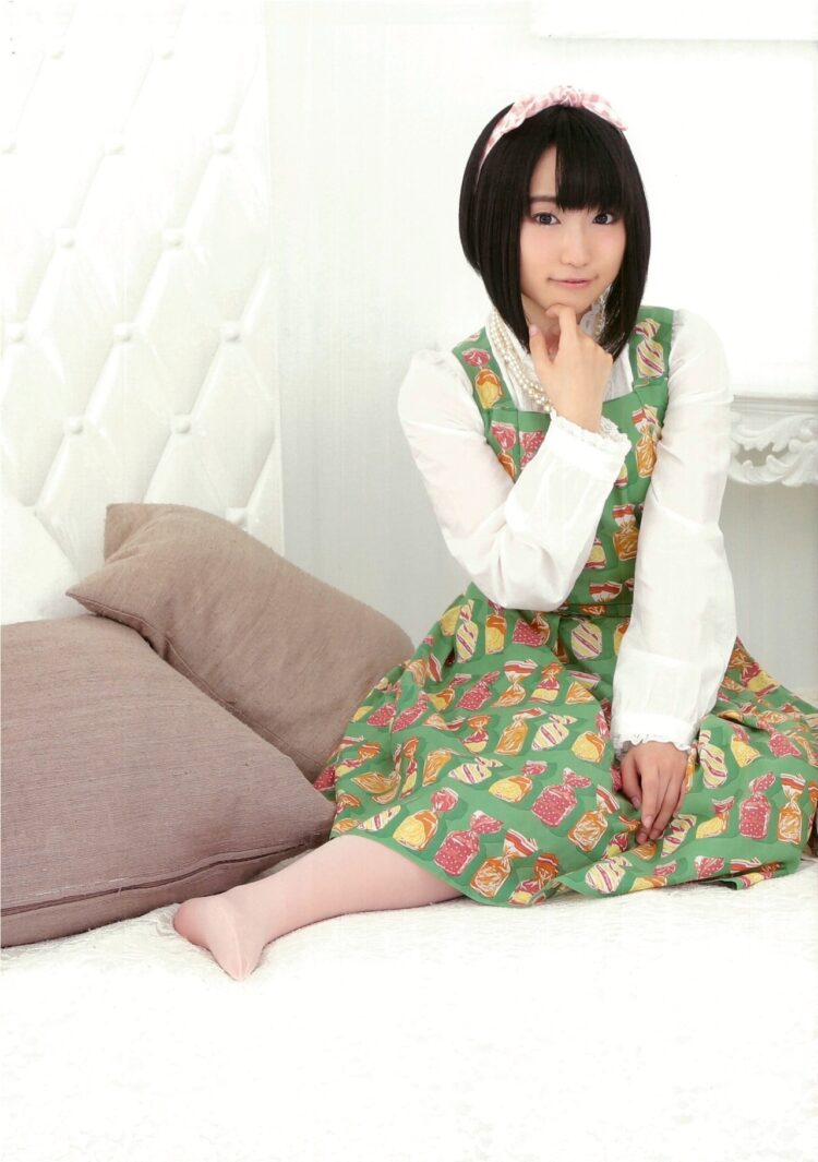 aoi yuki feet 1