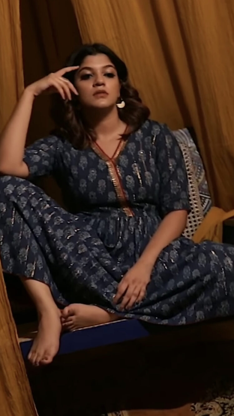 aparna balamurali feet 1