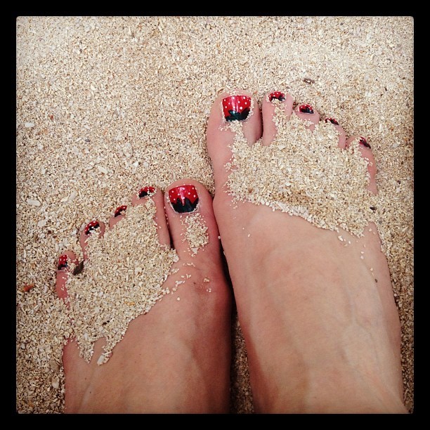 arely torres feet 4