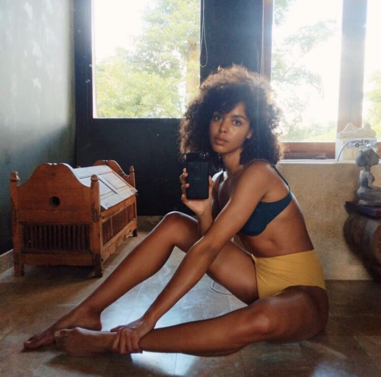 arlissa feet 6