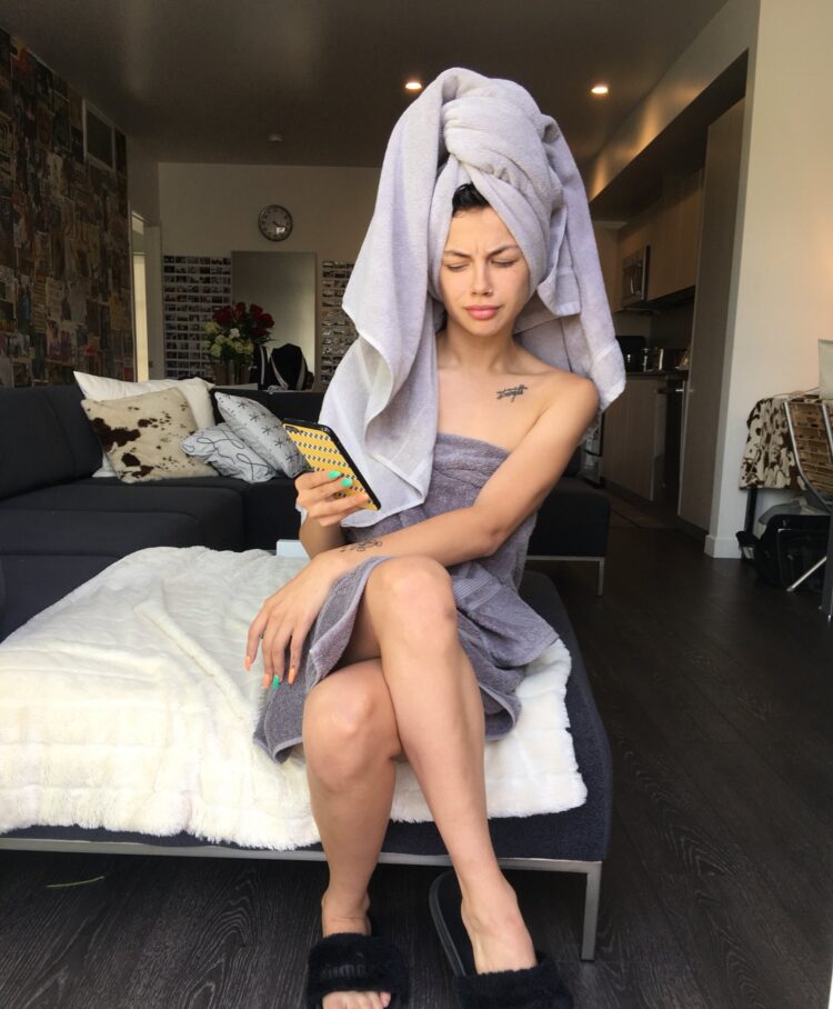 arzaylea feet 1