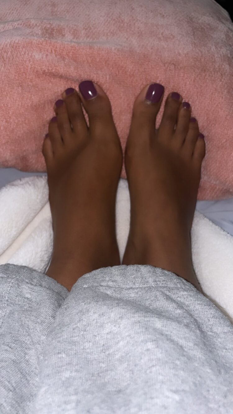 ash k feet 5