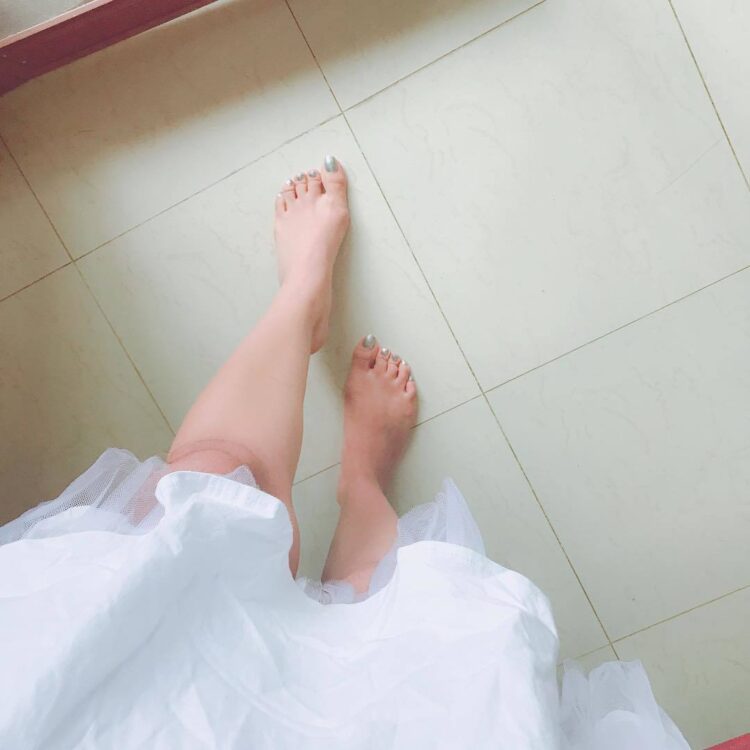 ashima narwal feet 6