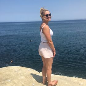 ashley schmidt feet 3