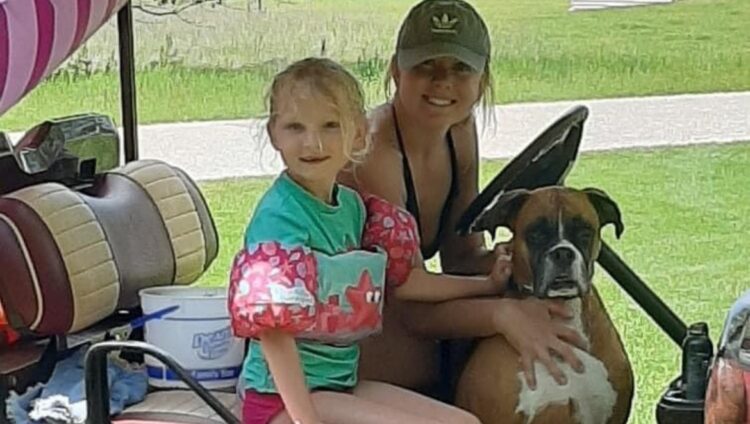 ashlynn gossett feet 5