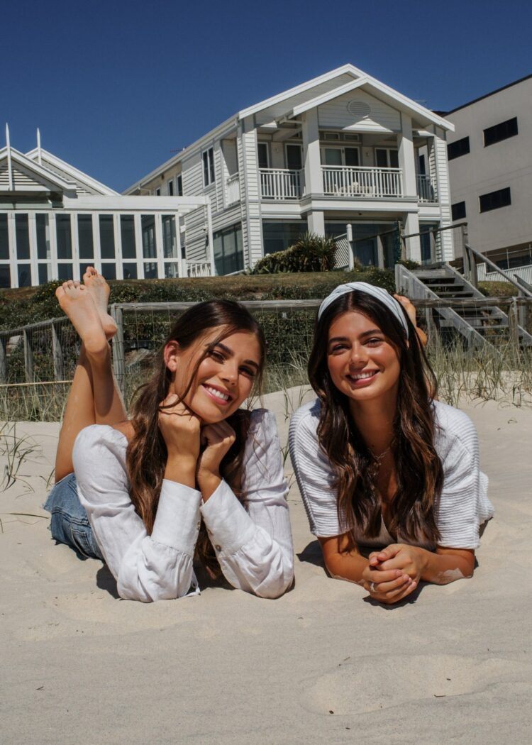 ashton wood feet 6 scaled