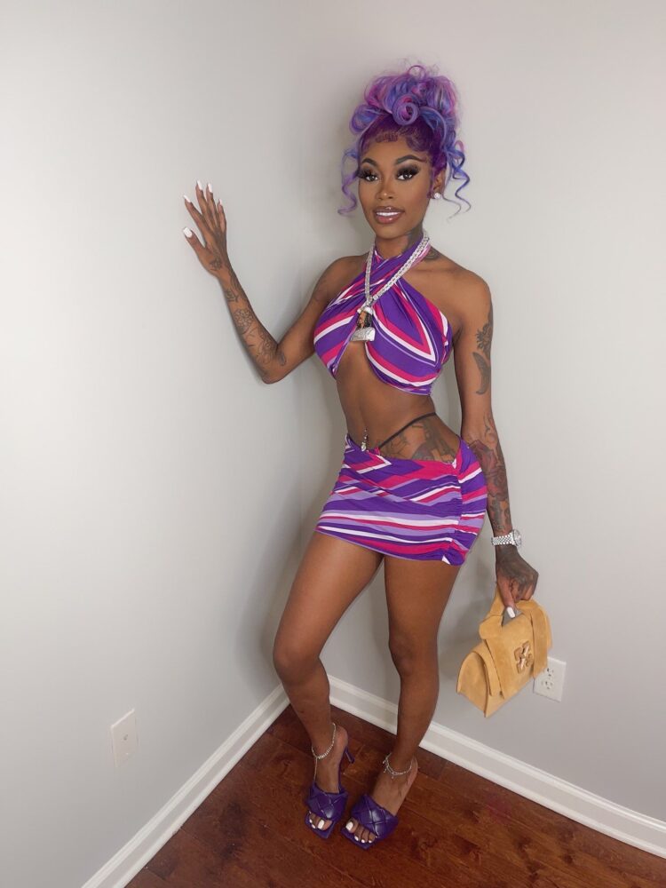 asian doll feet