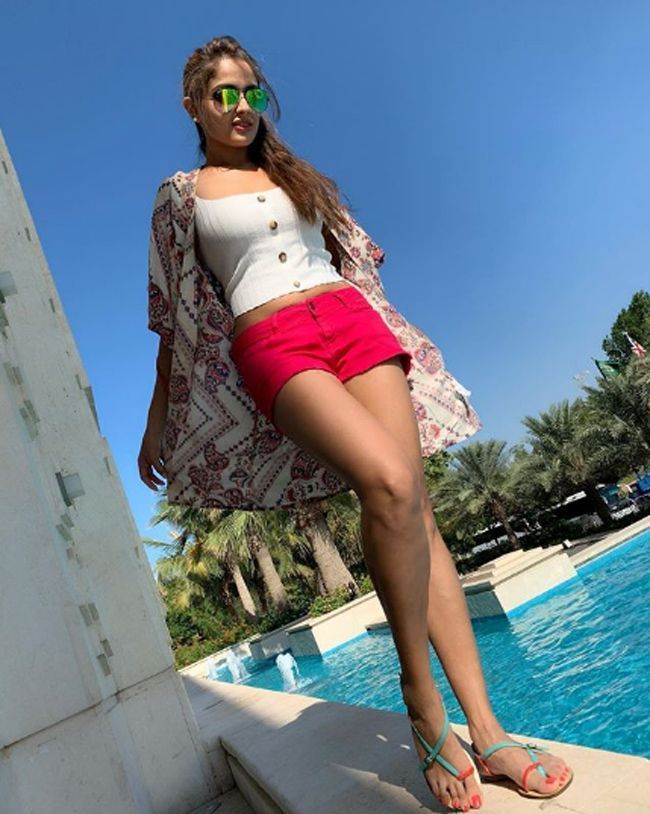 asmita sood feet 6