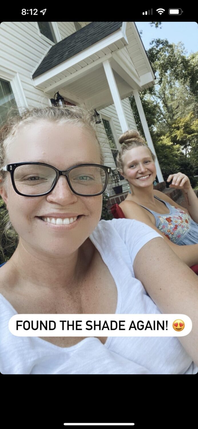 aspyn brown feet 6 scaled