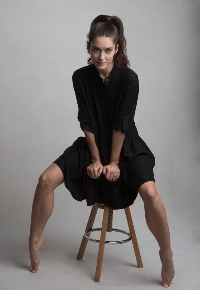 astrid berges frisbey feet 2