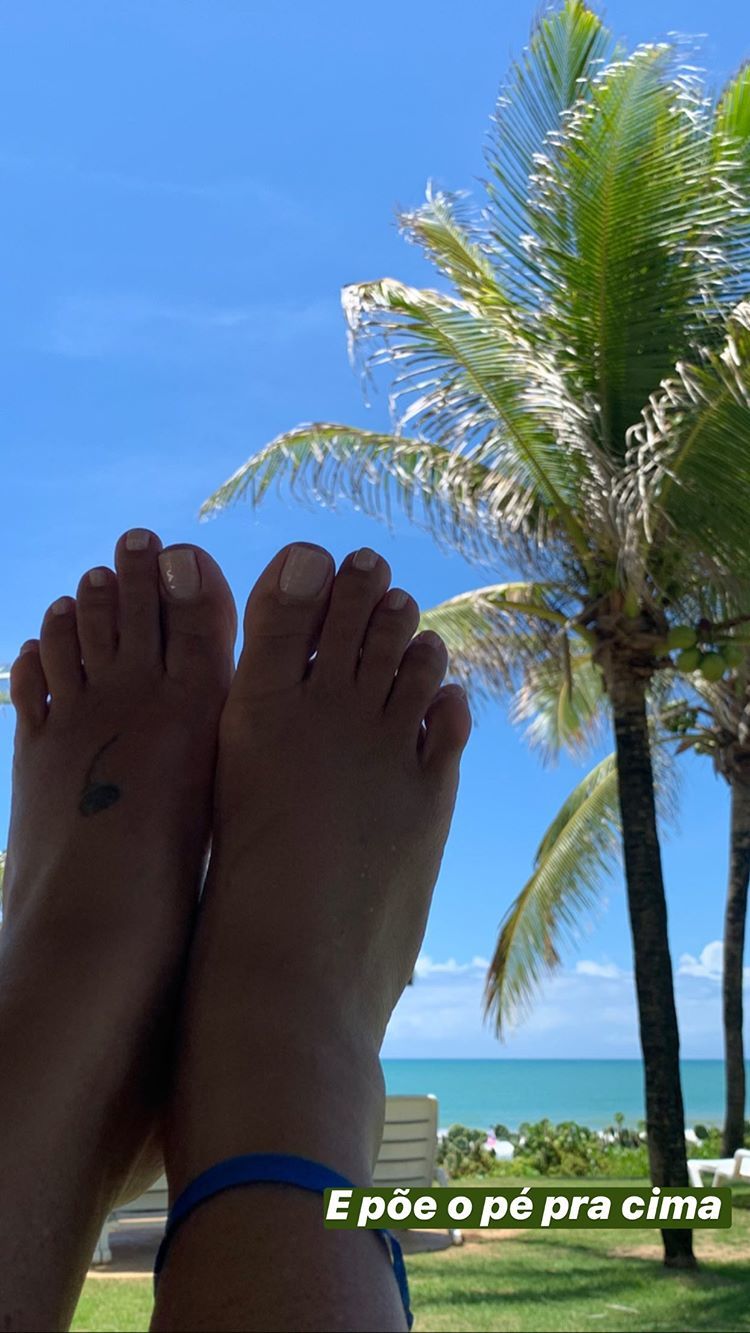 astrid fontenelle feet