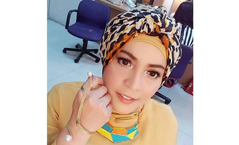 astrid khairunisha feet 6