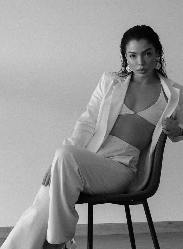 astrid lacerda feet 5