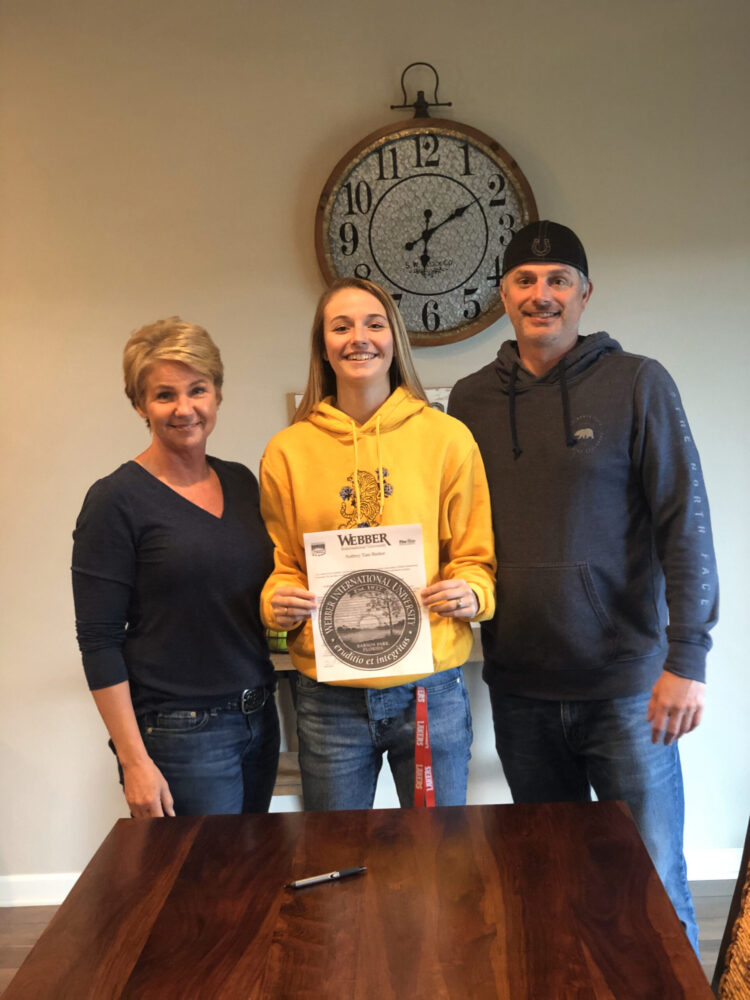 aubrey tate barker feet scaled