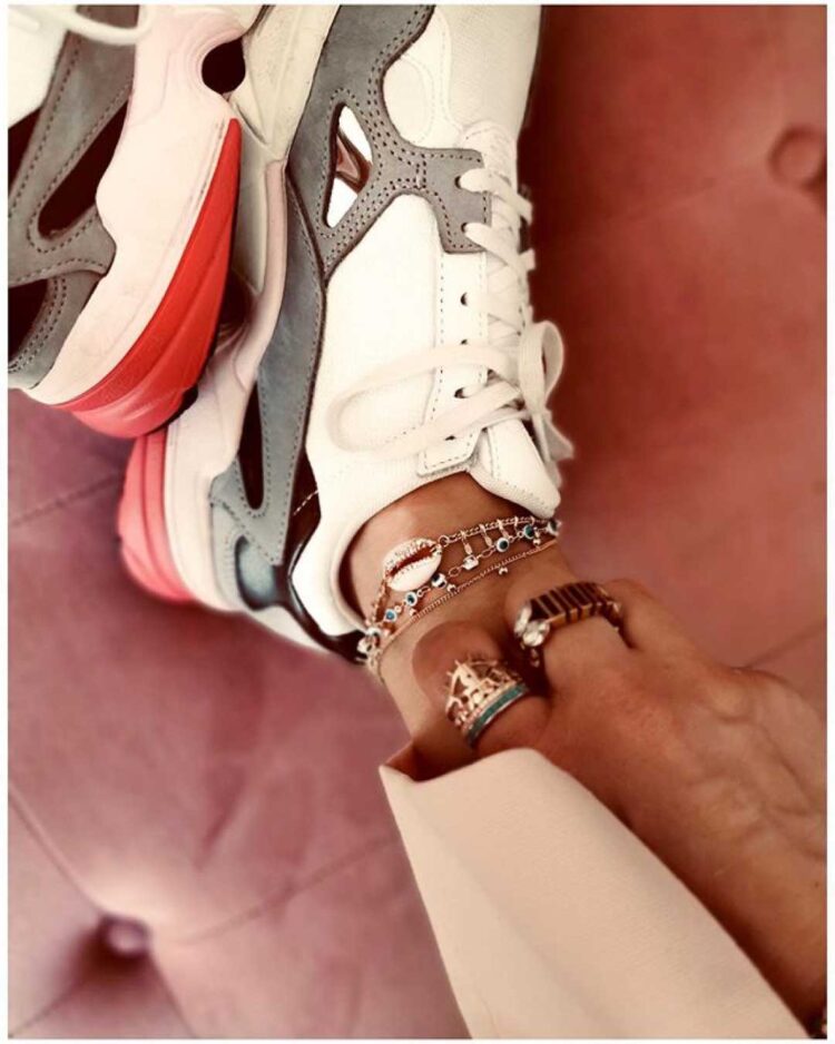 audrey lombard feet 6