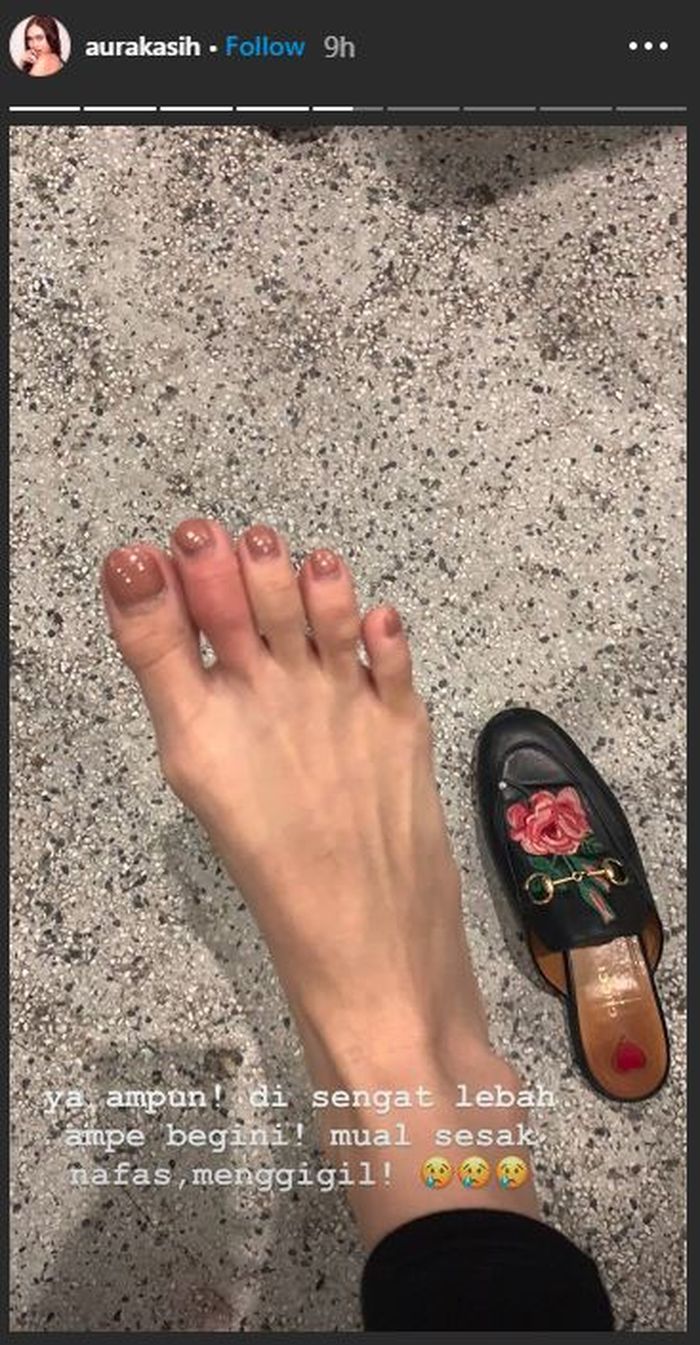 aura kasih feet 1