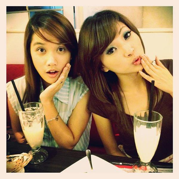 aurelia devi noviaty feet 2