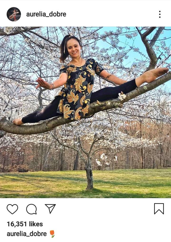 aurelia dobre feet 6