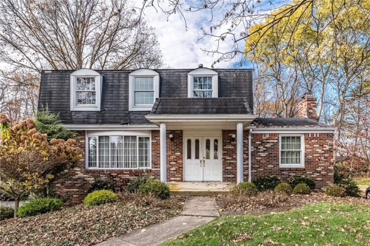 aurelia hathaway feet 6