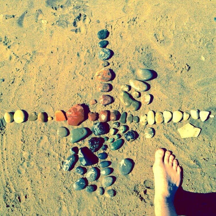 aurora browne feet 1