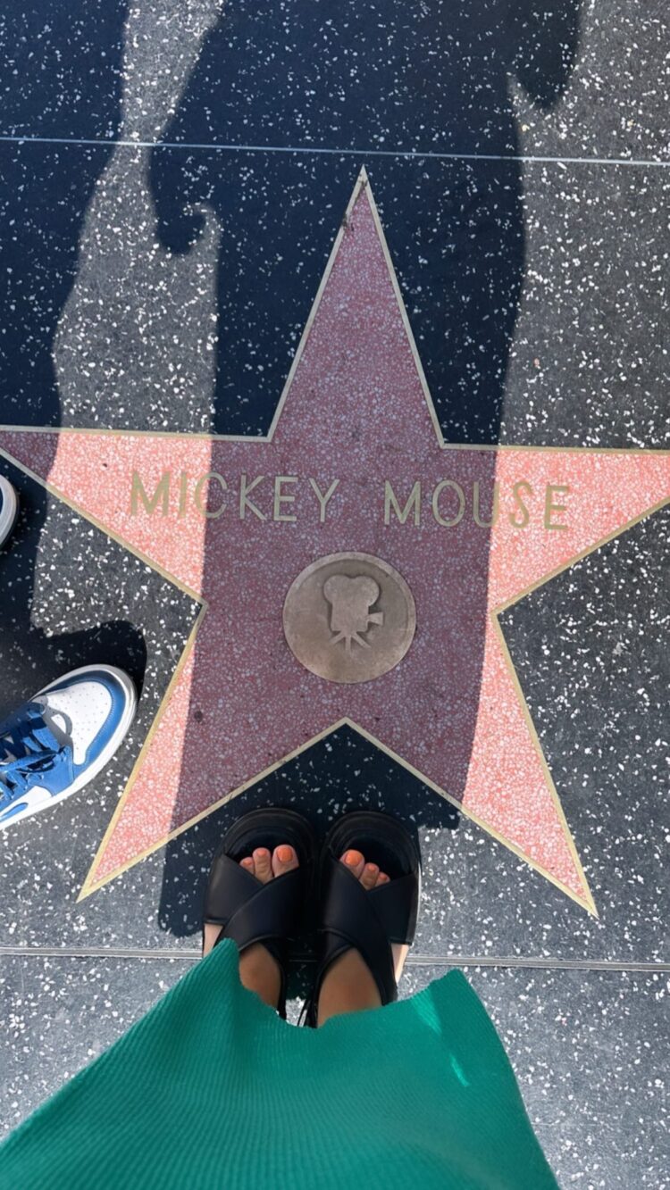 aurora paez gavira feet 6