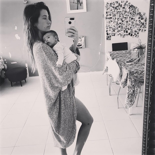 aurorasucinta feet 6