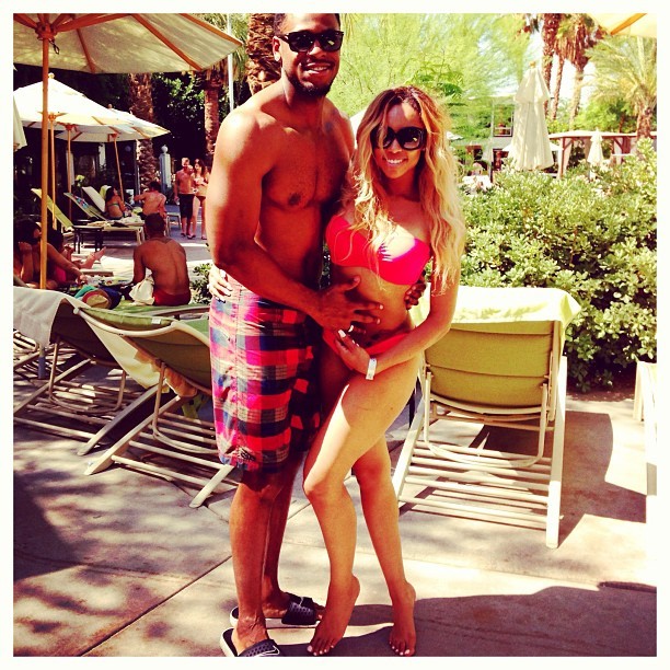 autumn ajirotutu feet 6