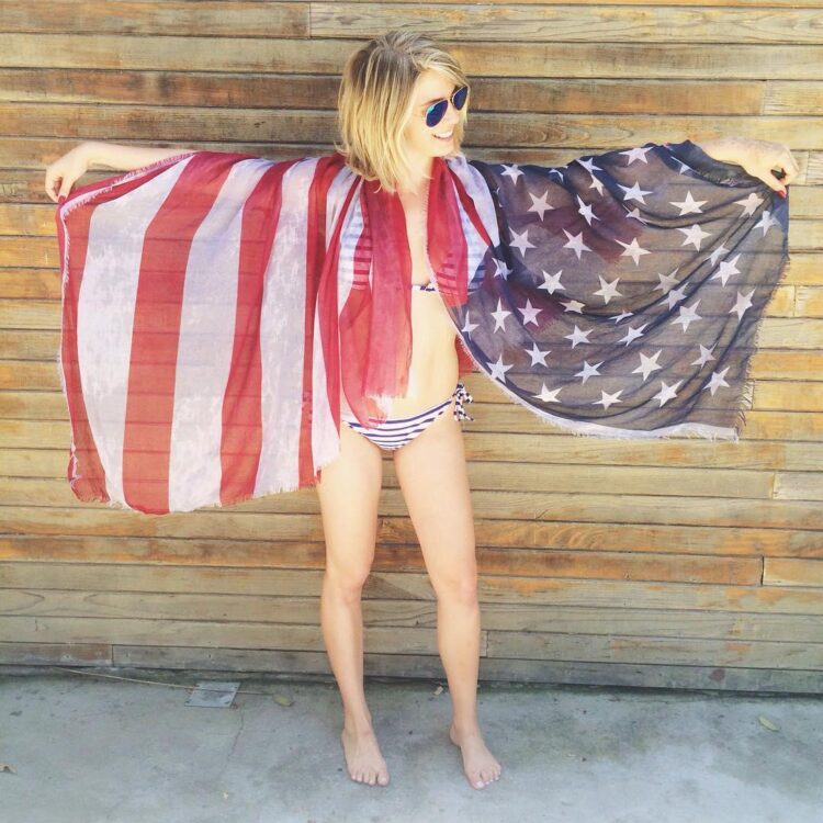 autumn chiklis feet 3