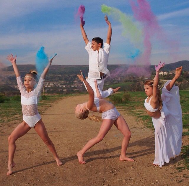 ava siniscalchi feet 4